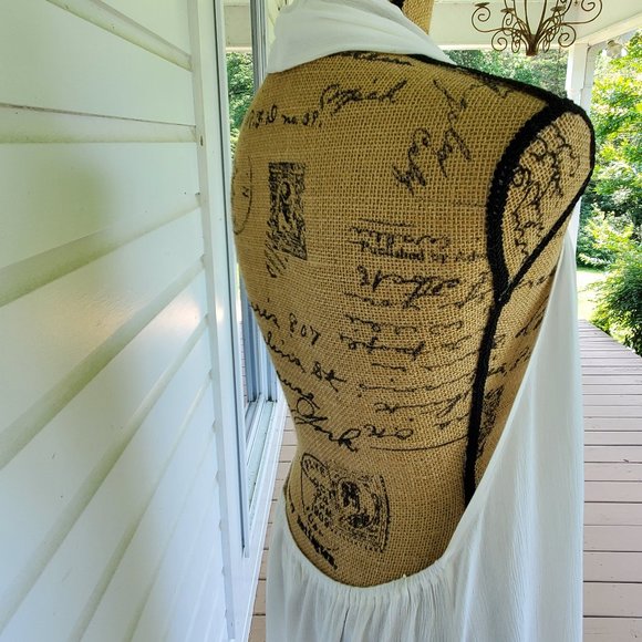 SEXY HALTER MAXI DRESS - Picture 8 of 8